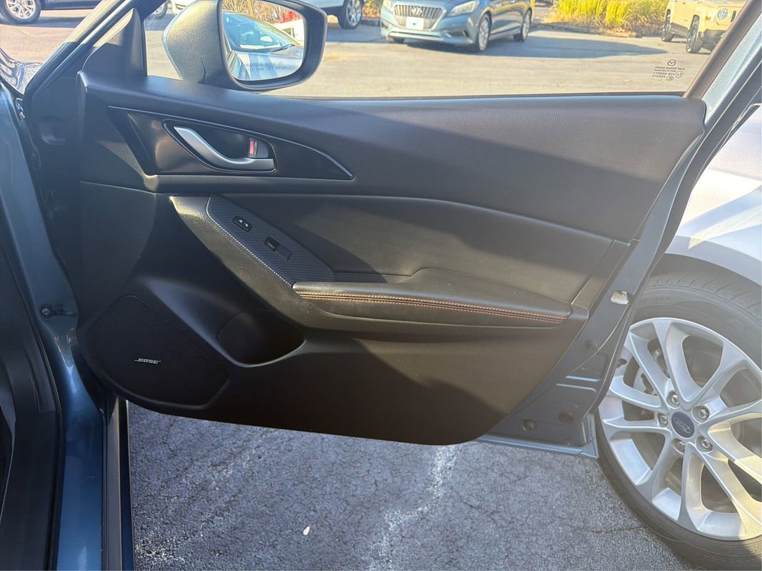 Used 2014 MAZDA MAZDA3 i Grand Touring image 25