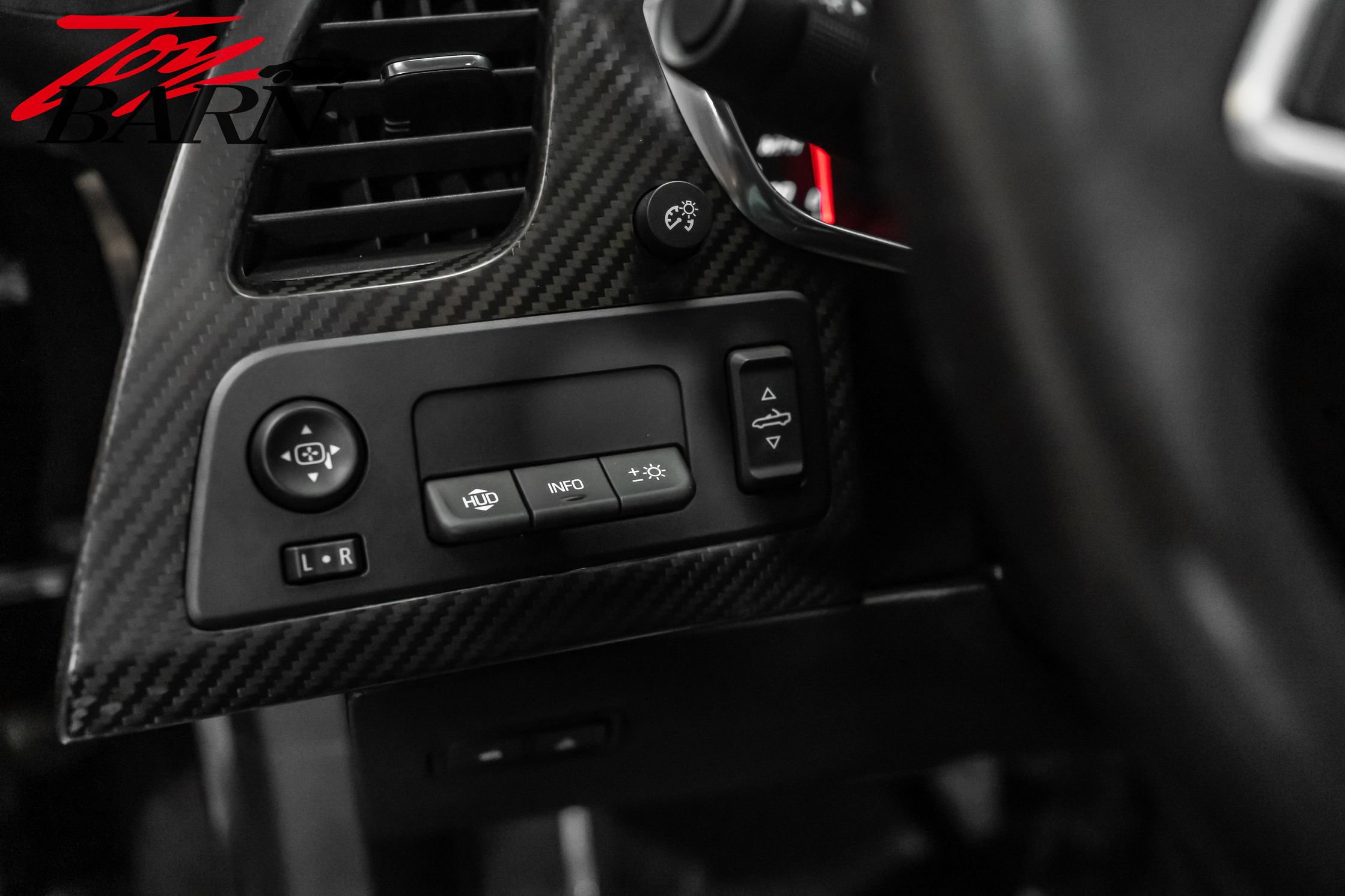 Used 2016 Chevrolet Corvette Stingray Convertible w/ 3LT Preferred Equipment Group image 35