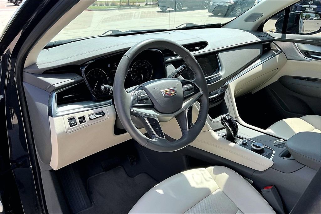 Used 2023 Cadillac XT5 Premium Luxury w/ Technology Package image 15