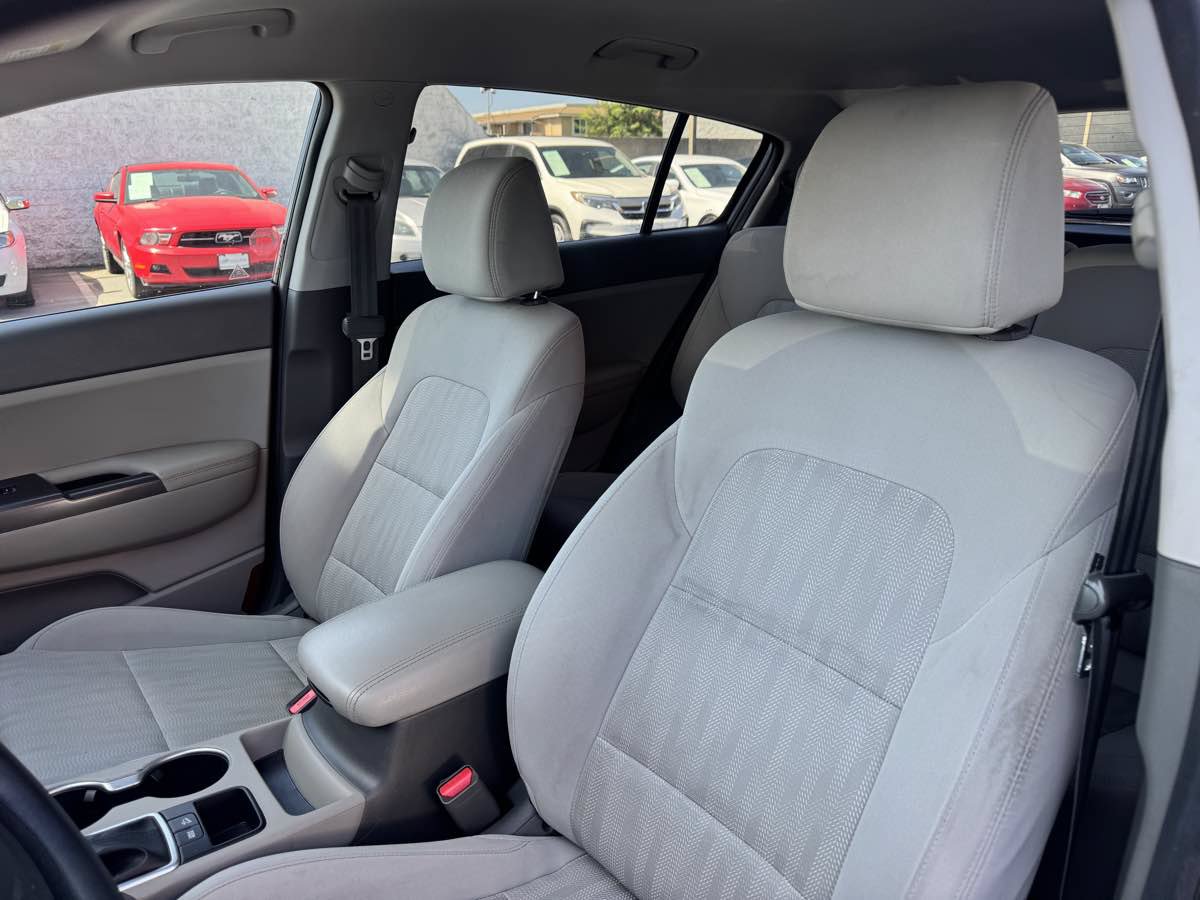 Used 2019 Kia Sportage LX FWD image 34