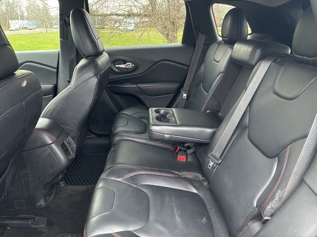 Used 2015 Jeep Cherokee Trailhawk w/ Comfort/Convenience Group image 27