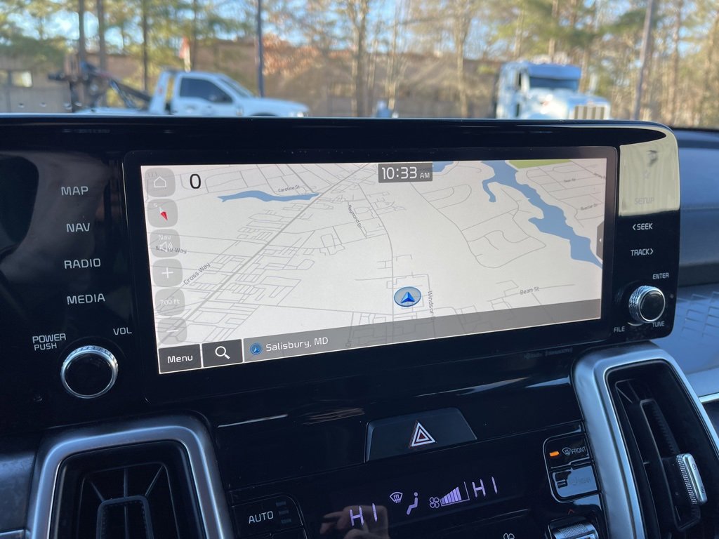 Used 2023 Kia Sorento S w/ Panoramic Sunroof Package image 11