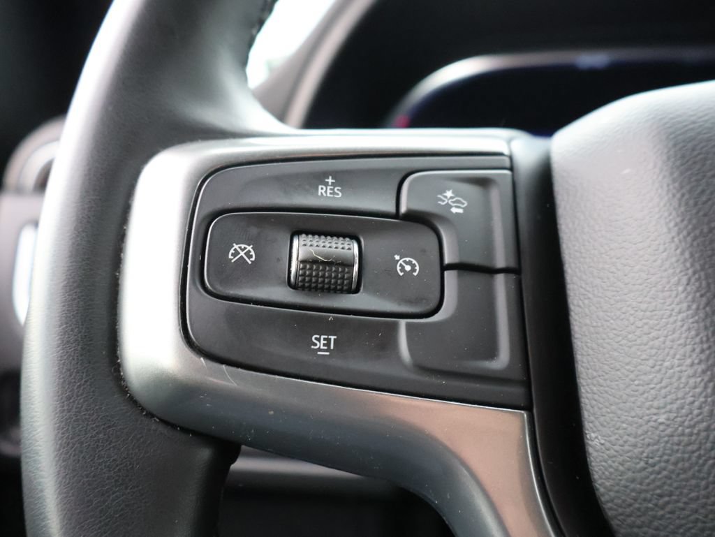Used 2024 Chevrolet Suburban LT AWD/4WD image 27