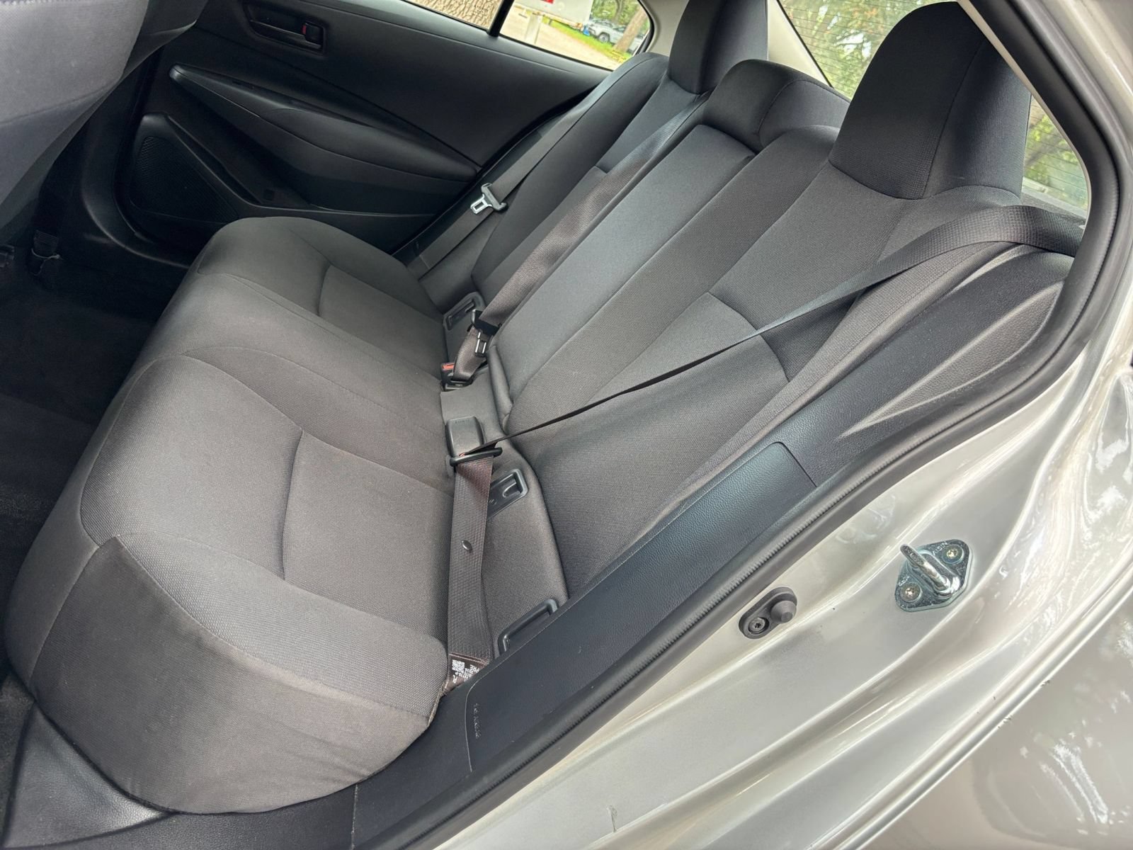 Used 2025 Toyota Corolla LE FWD image 36