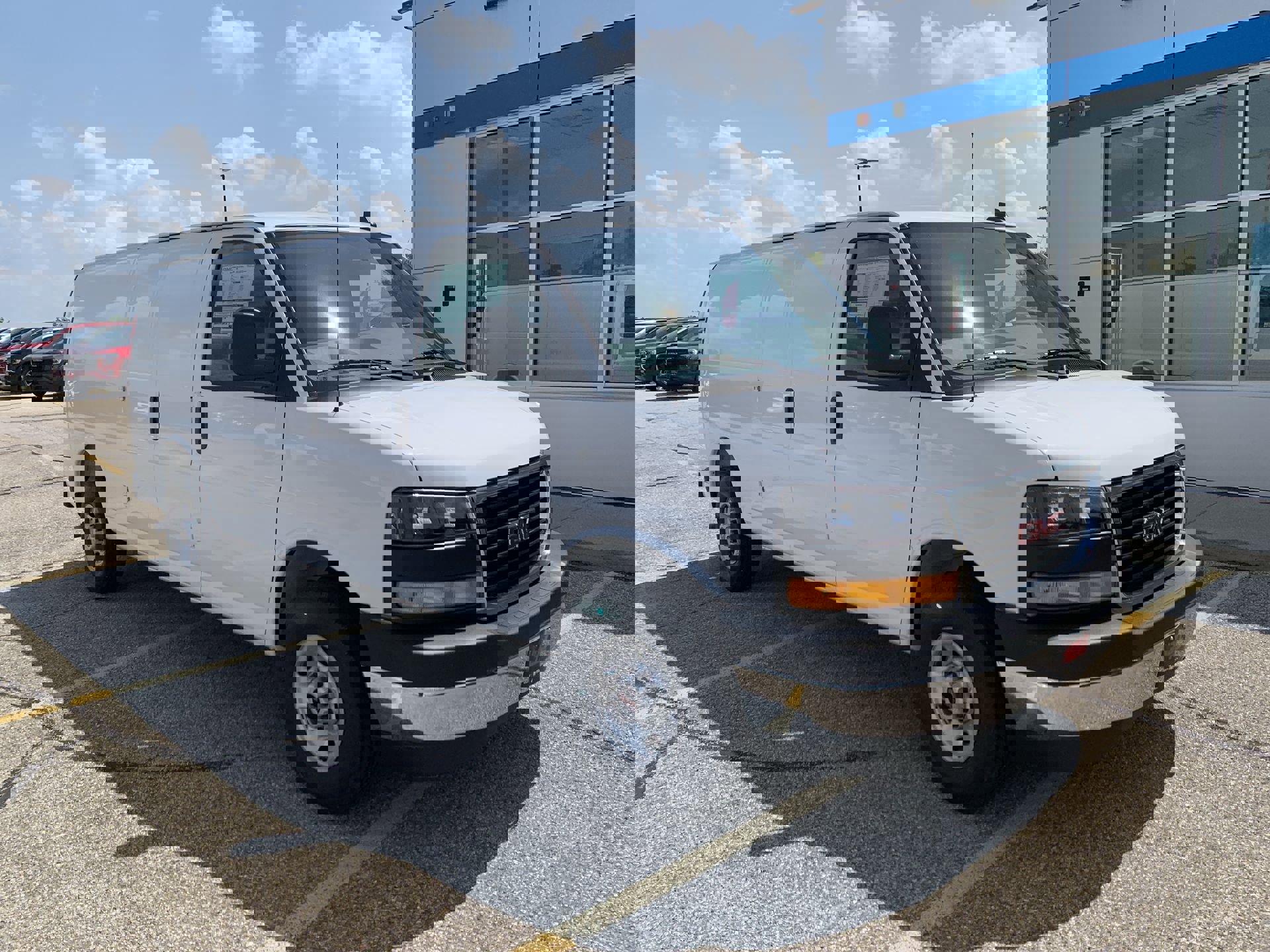 New 2025 GMC Savana 2500 Extended w/ Driver Convenience Package RWD image 47