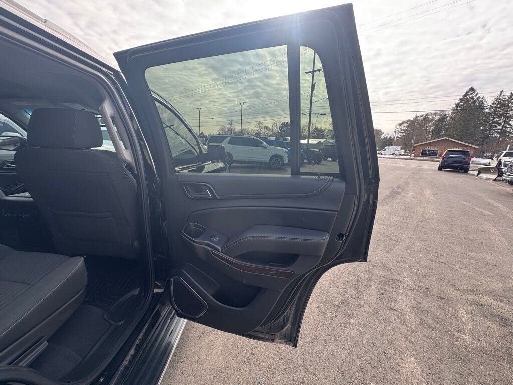 Used 2020 GMC Yukon SLE w/ SLE Value Package image 35