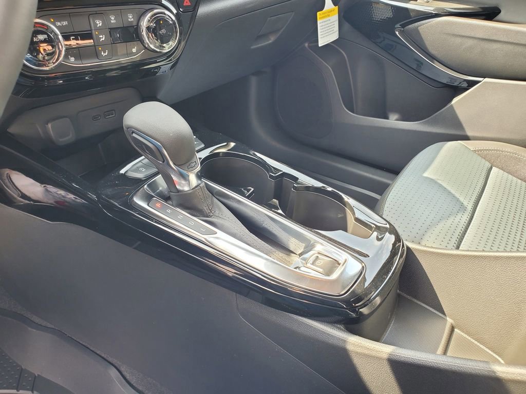 New 2026 Chevrolet Trax LT image 23