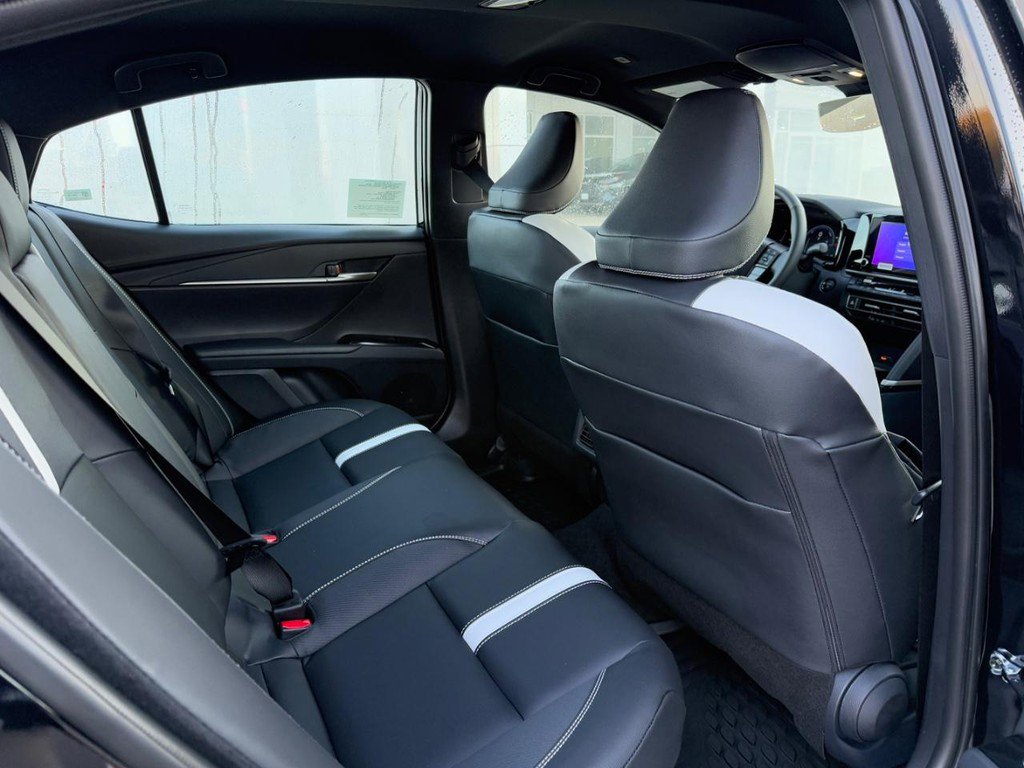 New 2026 Toyota Camry Hybrid image 6