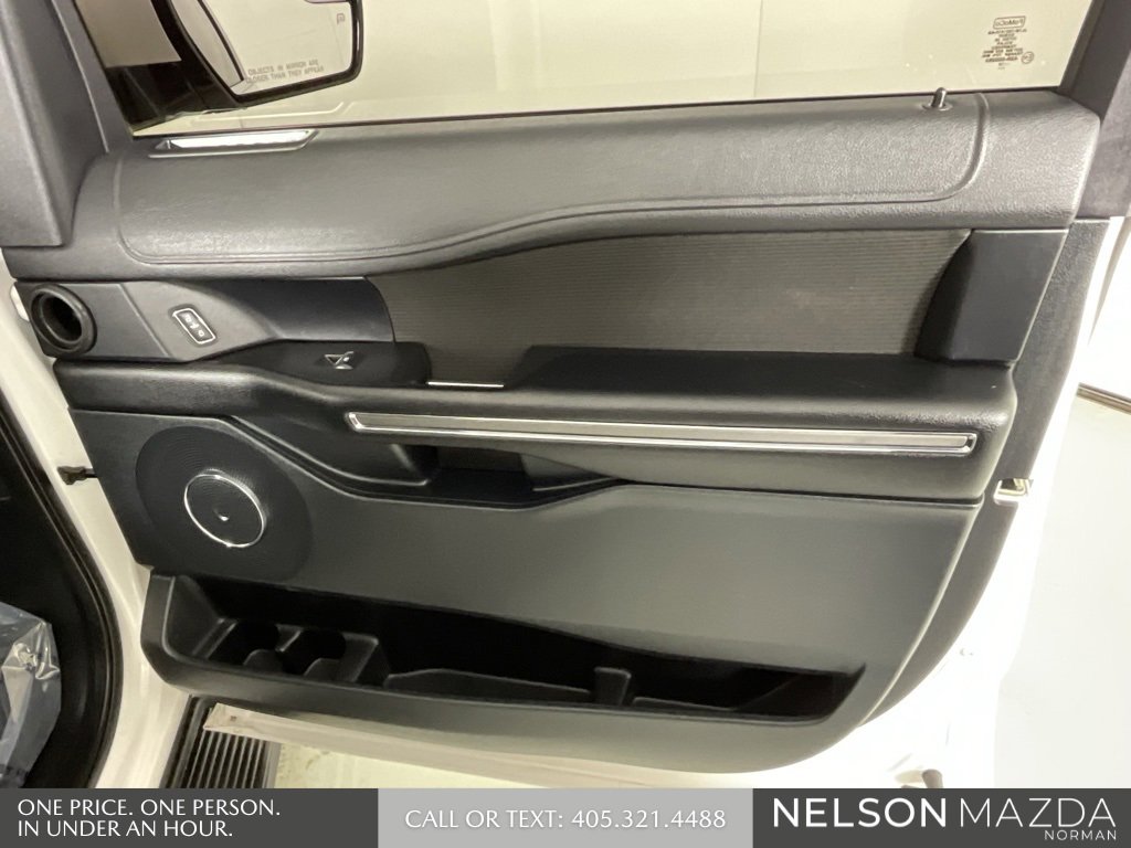 Used 2019 Ford Expedition XLT image 22