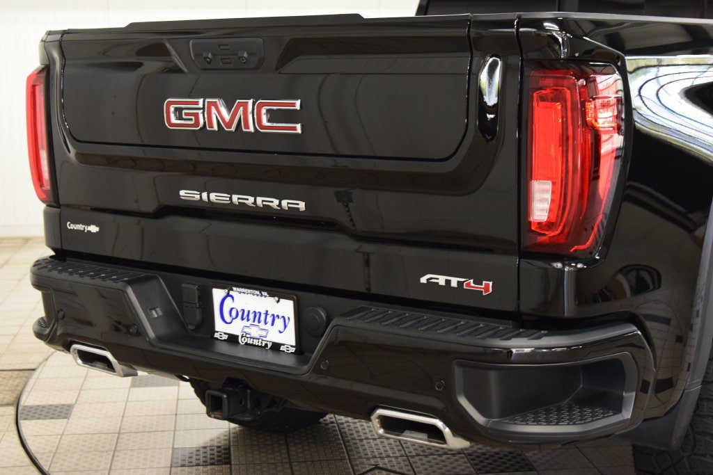Used 2025 GMC Sierra 1500 AT4 w/ AT4 Premium Package AWD/4WD image 23