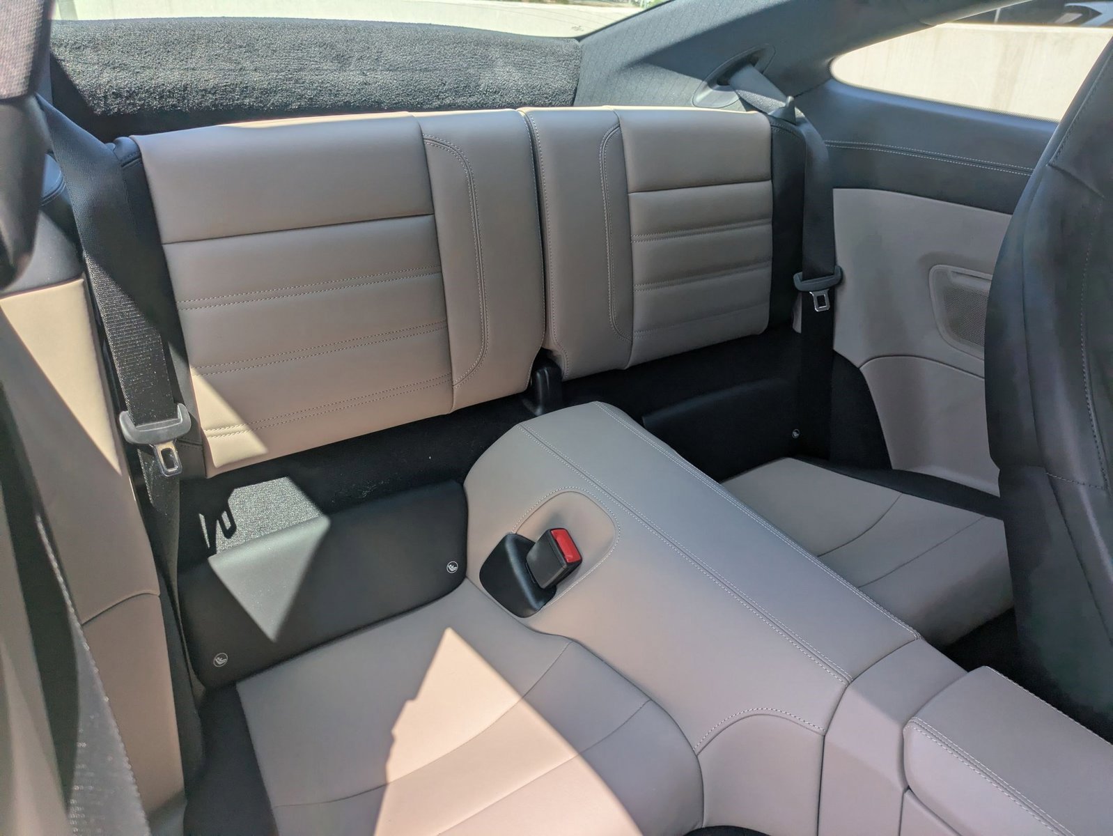 Certified 2025 Porsche 911 Carrera image 24