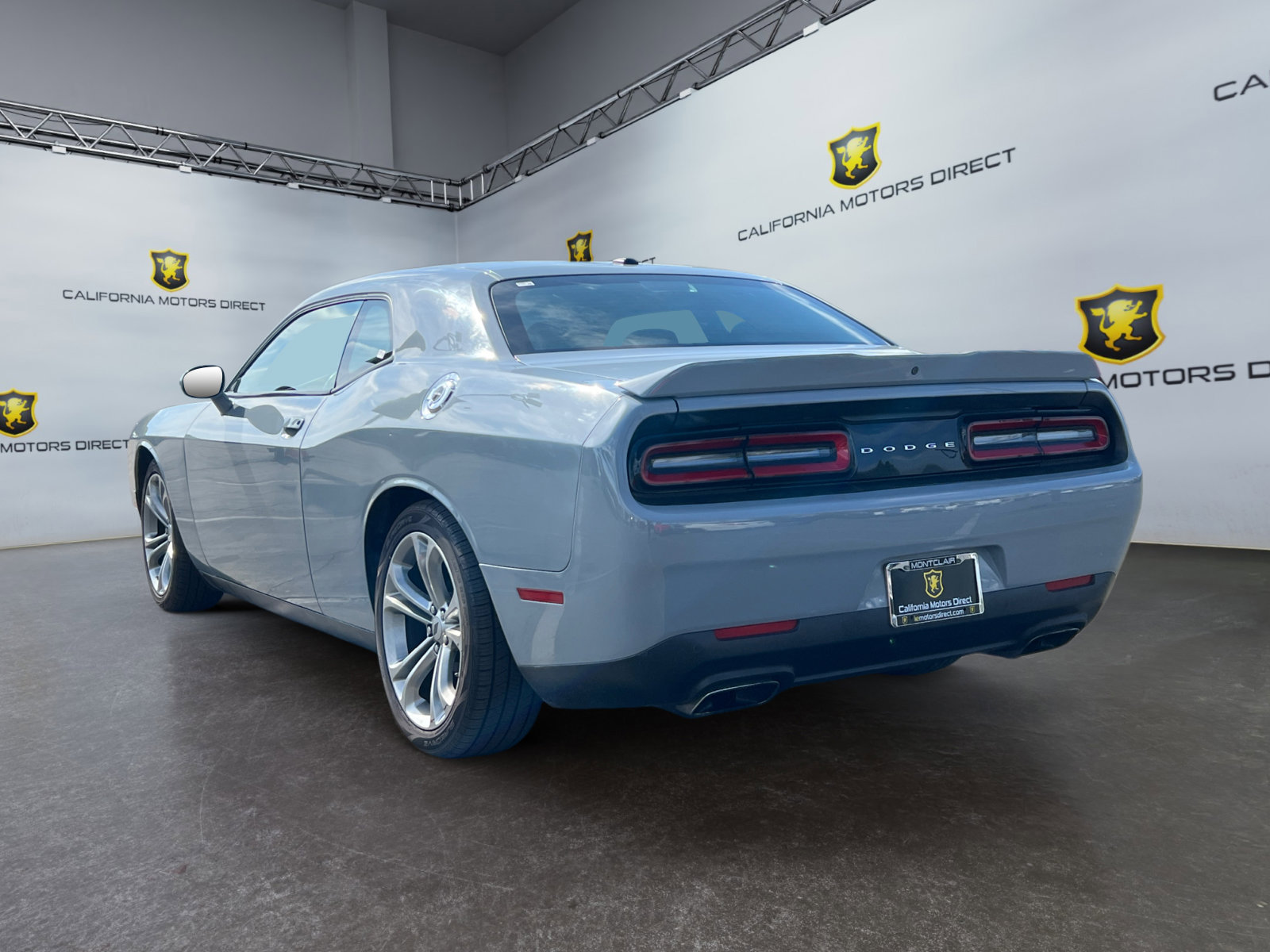 Used 2022 Dodge Challenger R/T image 3