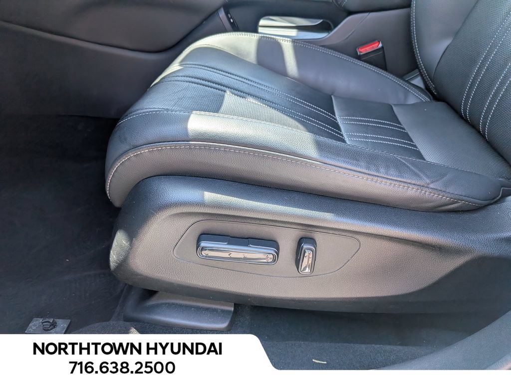 Used 2024 Honda HR-V EX-L image 32