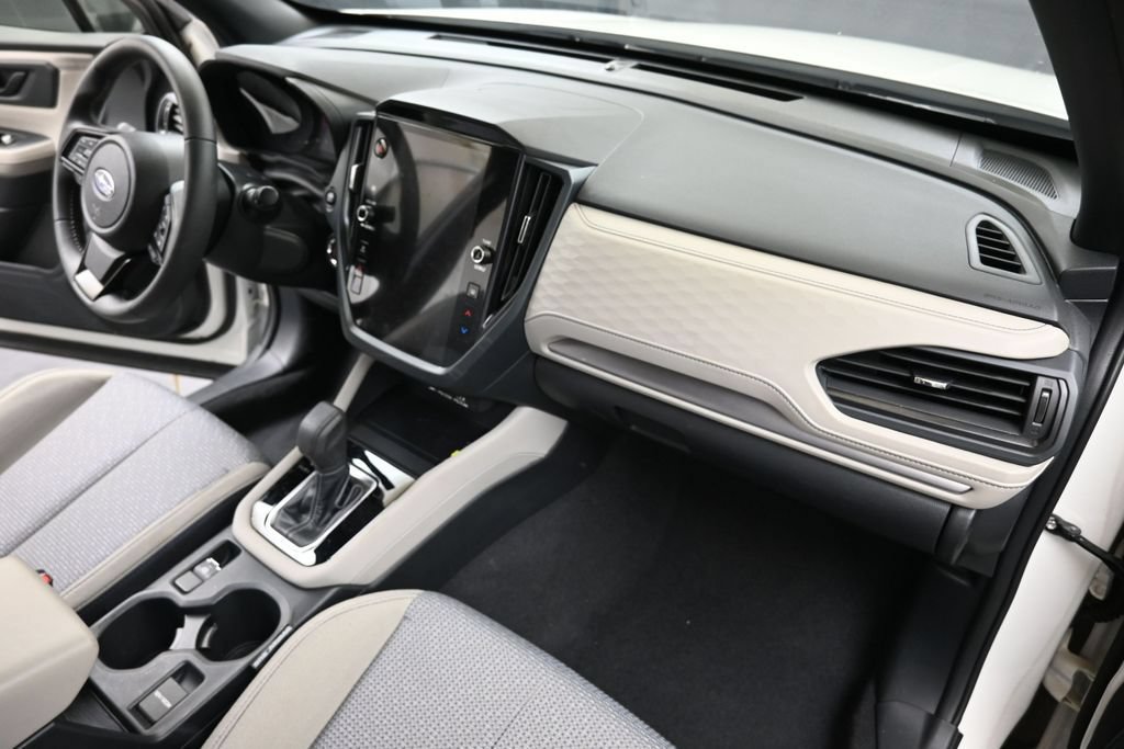 Certified 2025 Subaru Forester Premium AWD/4WD image 13