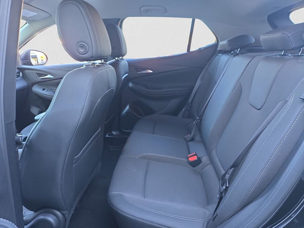 Used 2023 Buick Encore GX Preferred image 16