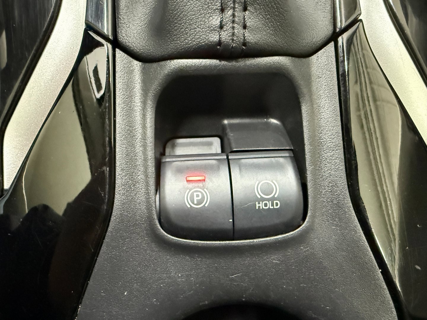 Used 2022 Toyota Corolla LE w/ Carpet Mat Package (TMS) image 18