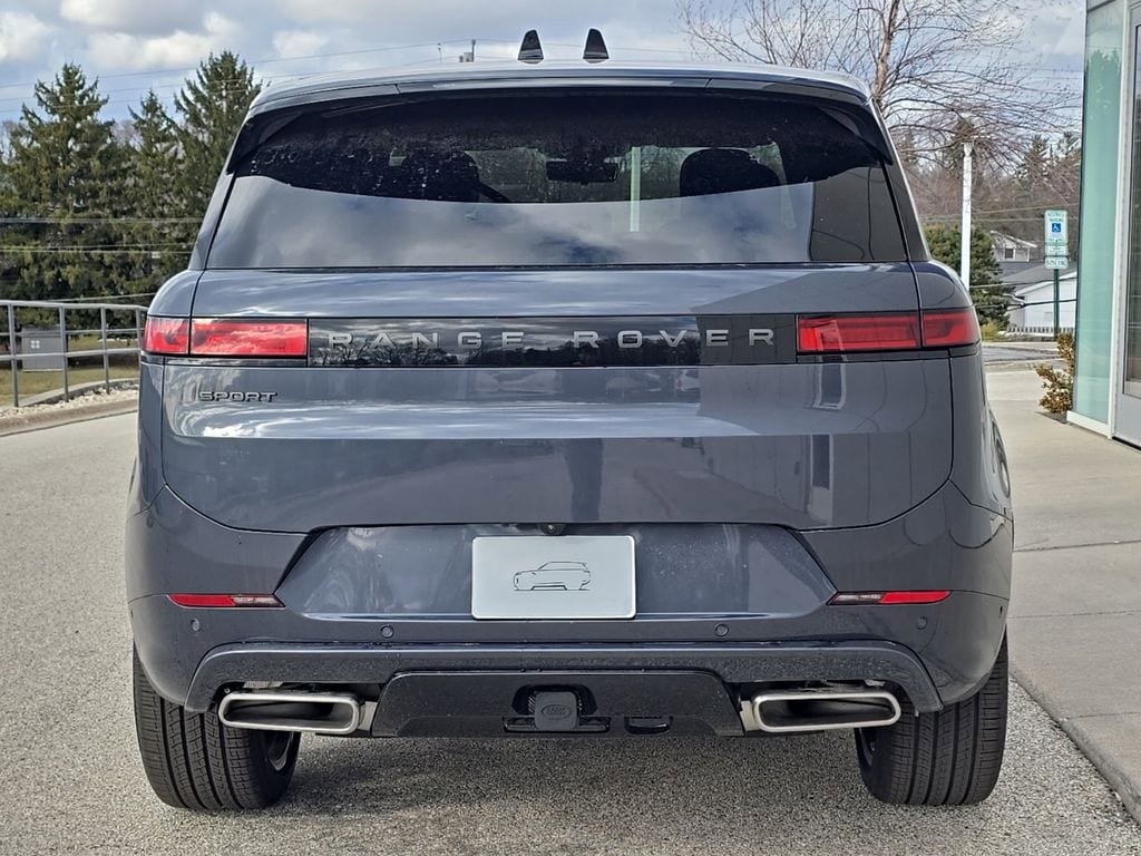 New 2026 Land Rover Range Rover Sport Dynamic SE AWD/4WD image 4