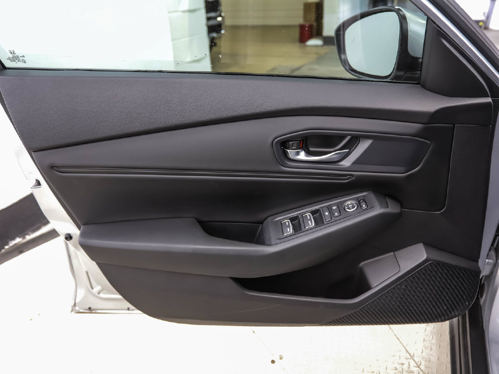 Used 2024 Honda Accord EX image 9