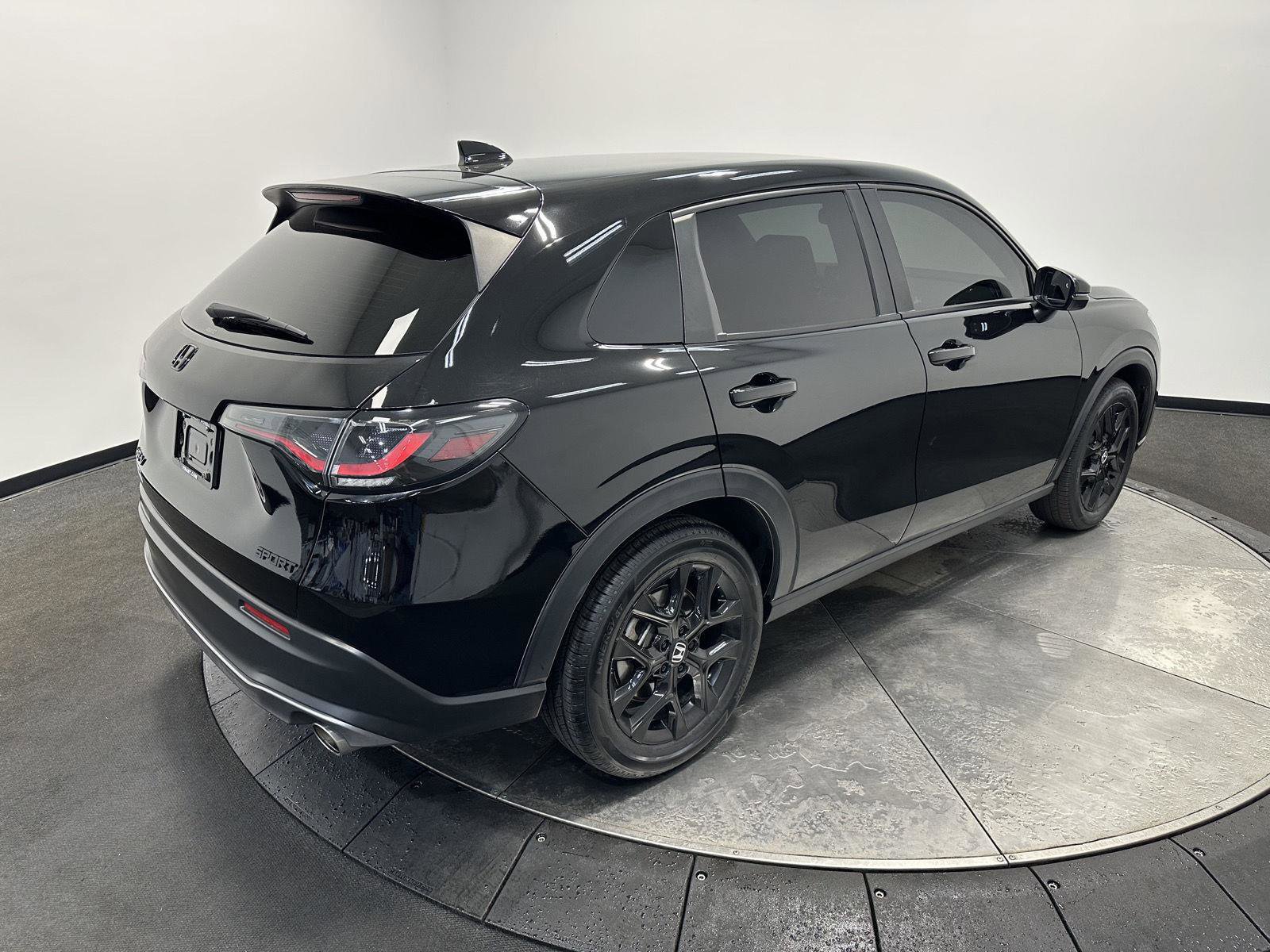 Used 2024 Honda HR-V Sport image 7