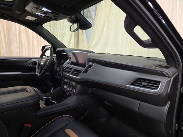 Used 2024 GMC Yukon AT4 w/ Technology Package AWD/4WD image 38