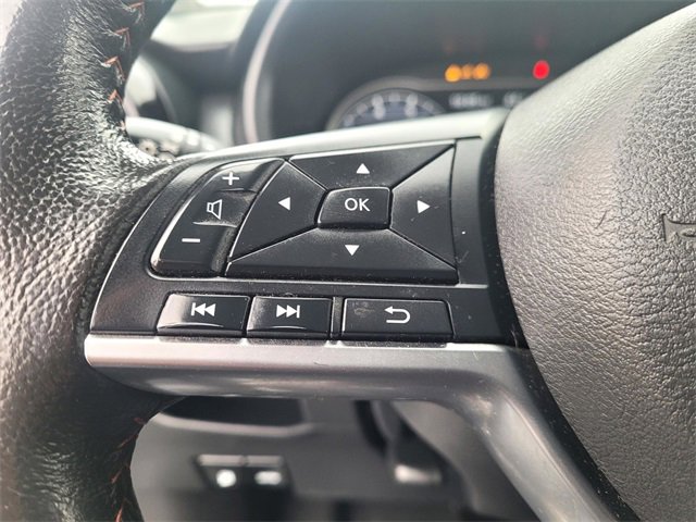 Used 2020 Nissan Kicks SR image 22