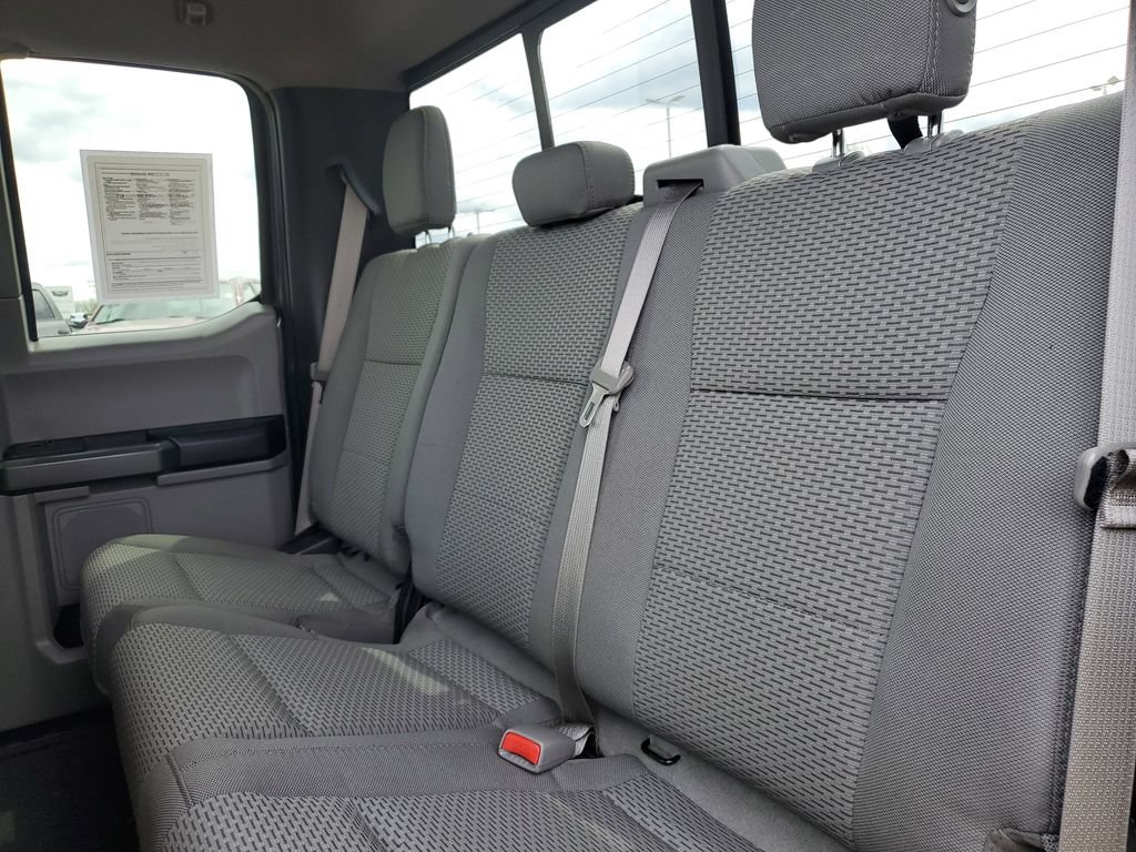 Used 2016 Ford F150 XLT w/ Equipment Group 302A Luxury AWD/4WD image 31