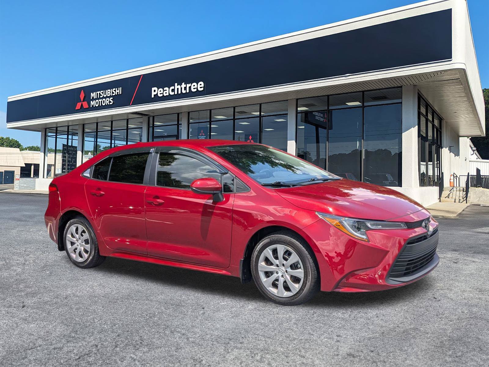 Used 2025 Toyota Corolla LE w/ Convenience Package FWD image 1