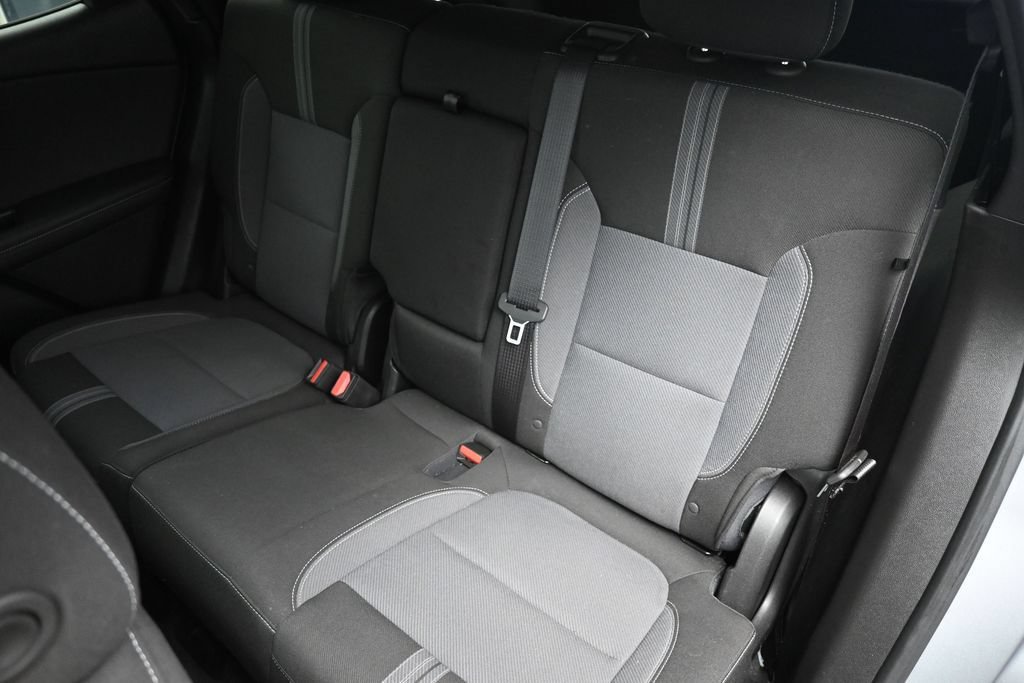 Used 2025 Chevrolet Blazer LT FWD image 19