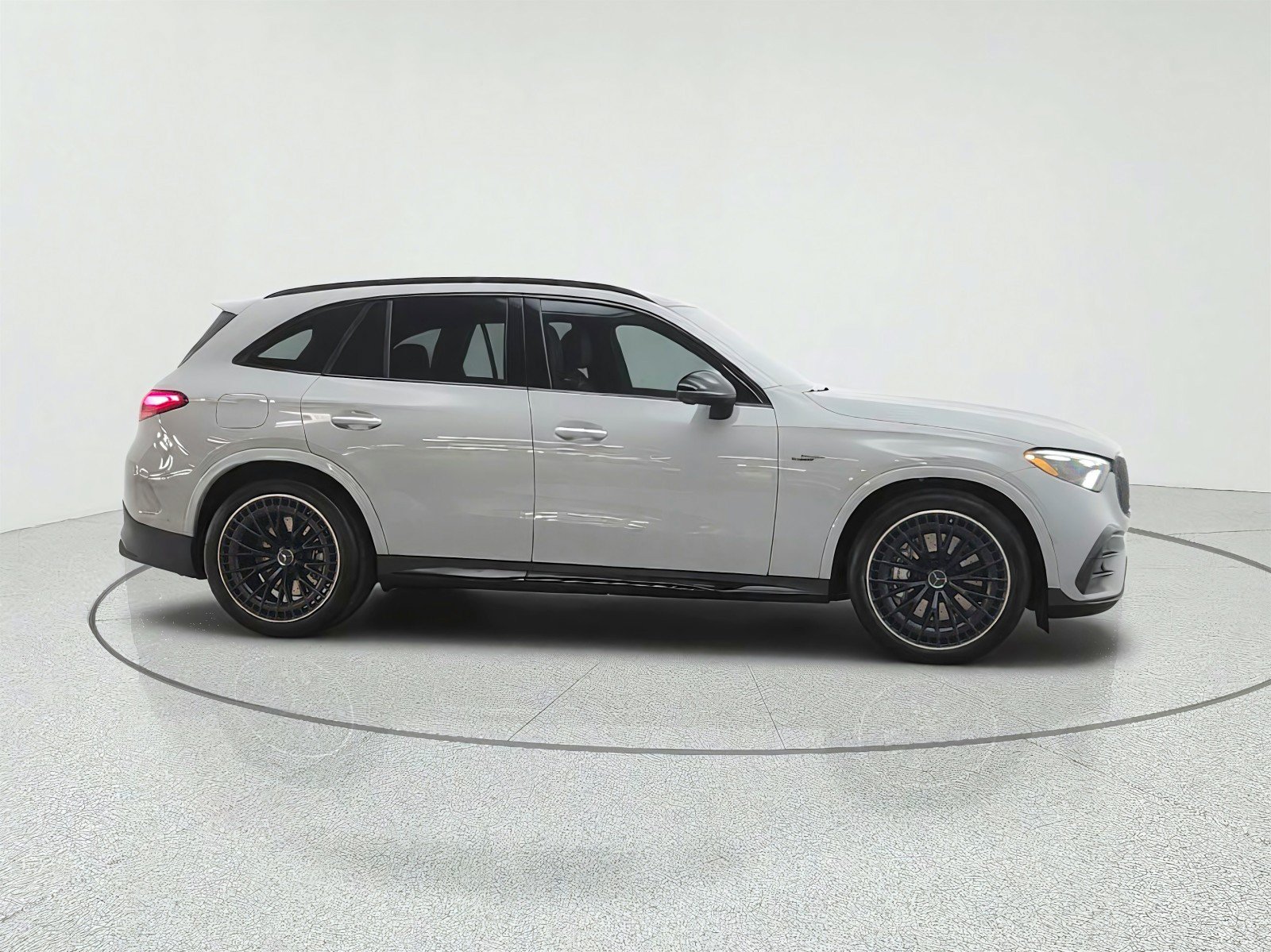 Certified 2026 Mercedes-Benz GLC 43 AMG 4MATIC image 4