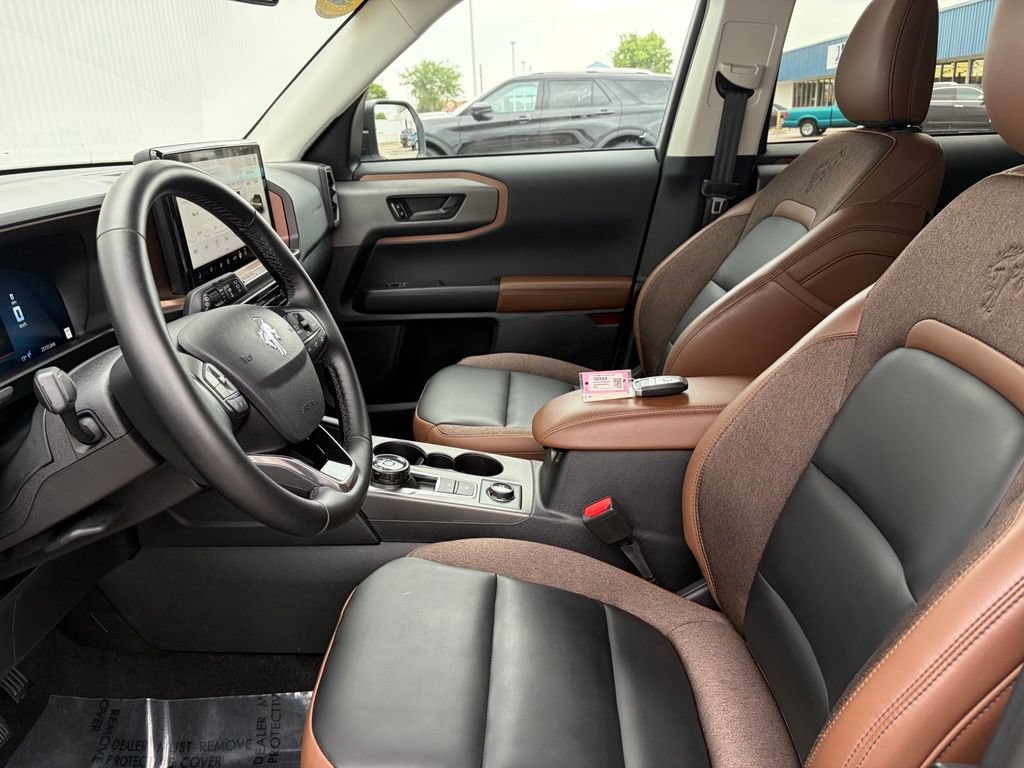 Certified 2025 Ford Bronco Sport Outer Banks w/ Outer Banks Tech Package+ AWD/4WD image 15
