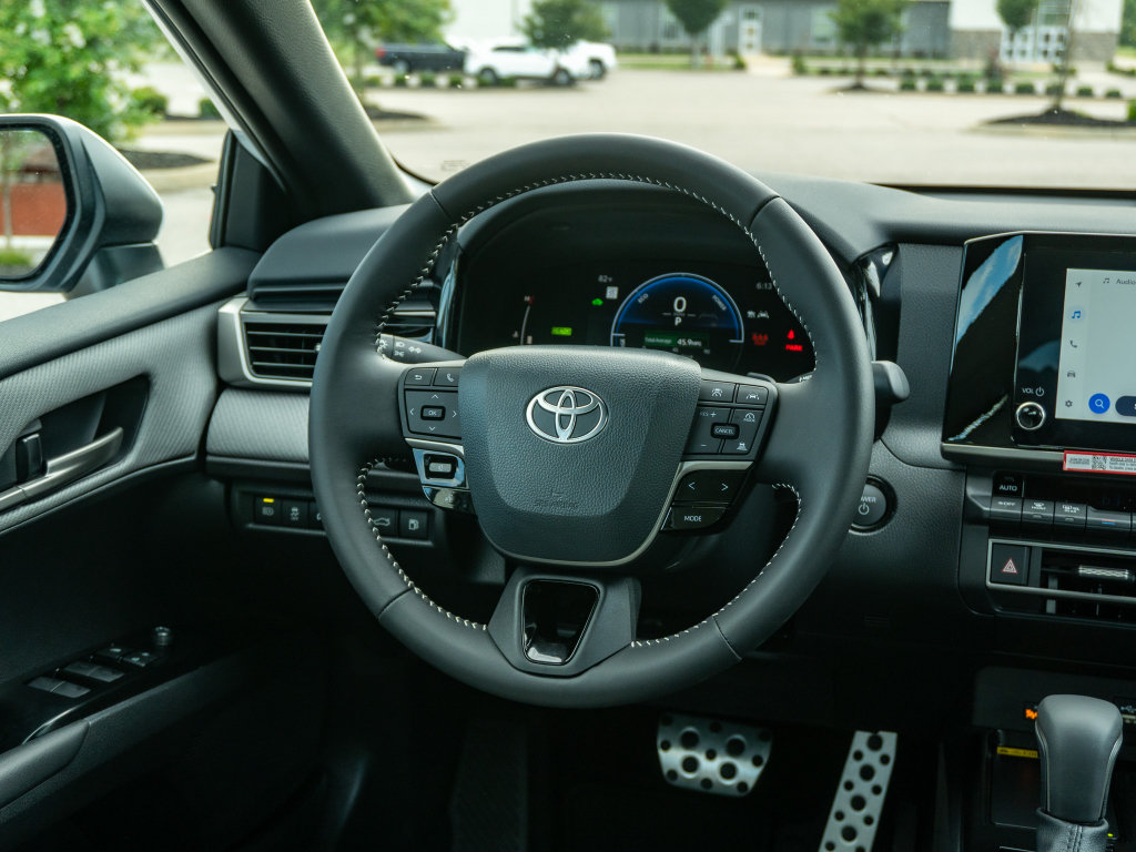 Used 2026 Toyota Camry SE w/ Convenience Package FWD image 21