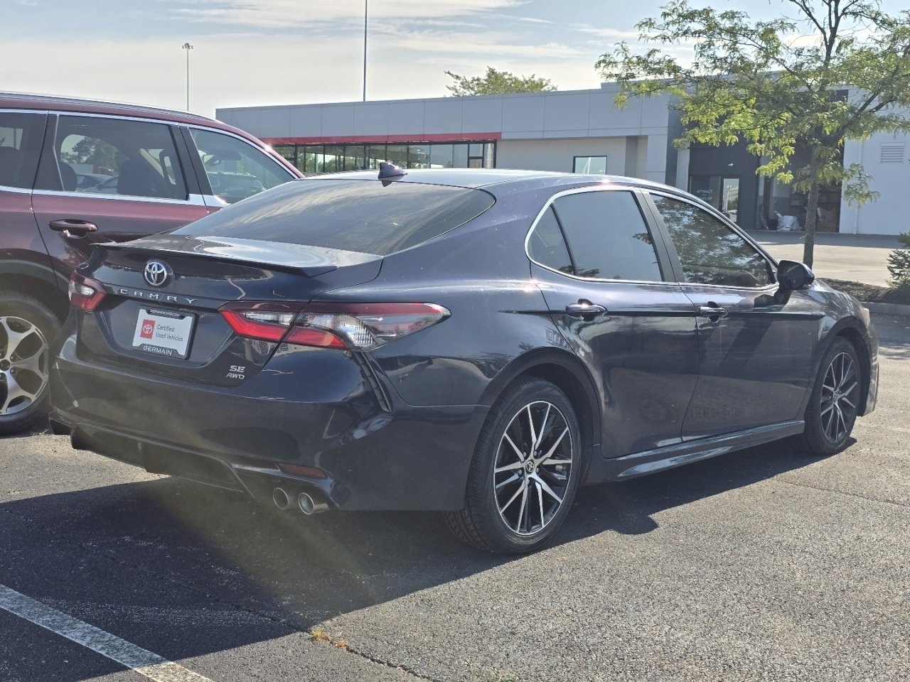 Used 2021 Toyota Camry SE w/ Cold Weather Package AWD/4WD image 7