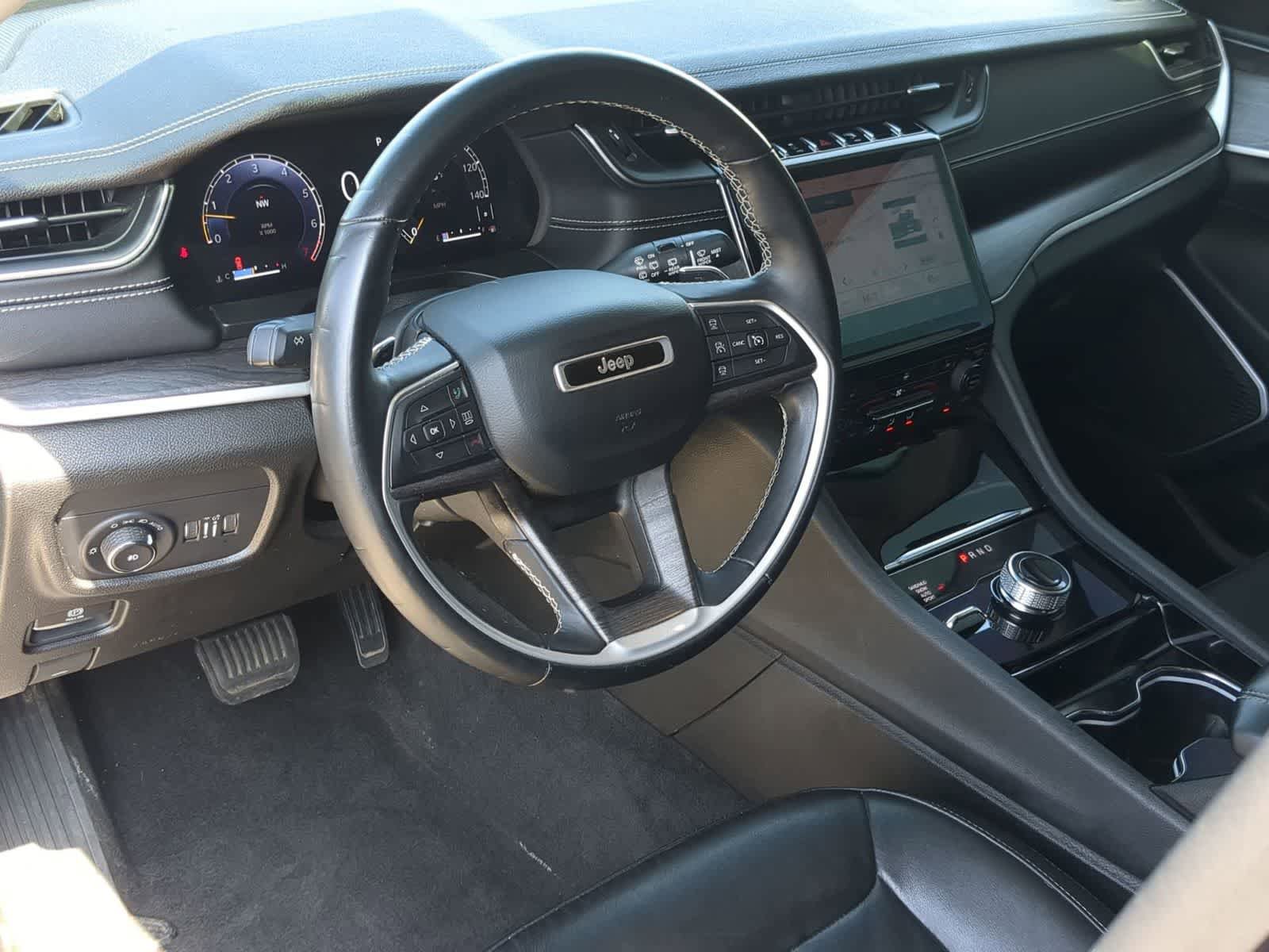Used 2021 Jeep Grand Cherokee L Limited AWD/4WD image 10