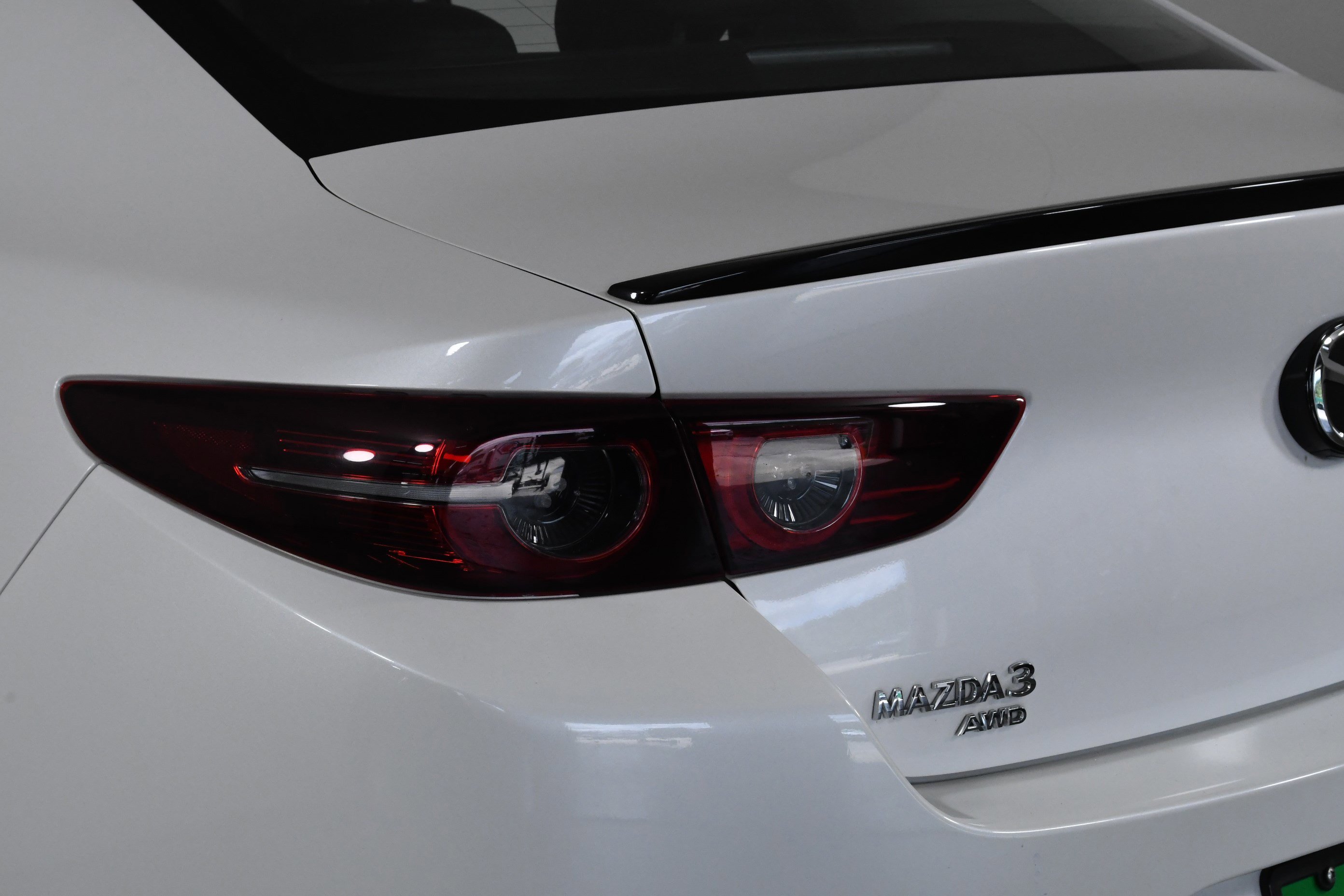 Used 2021 MAZDA MAZDA3 2.5 Turbo Sedan w/Premium Plus image 32