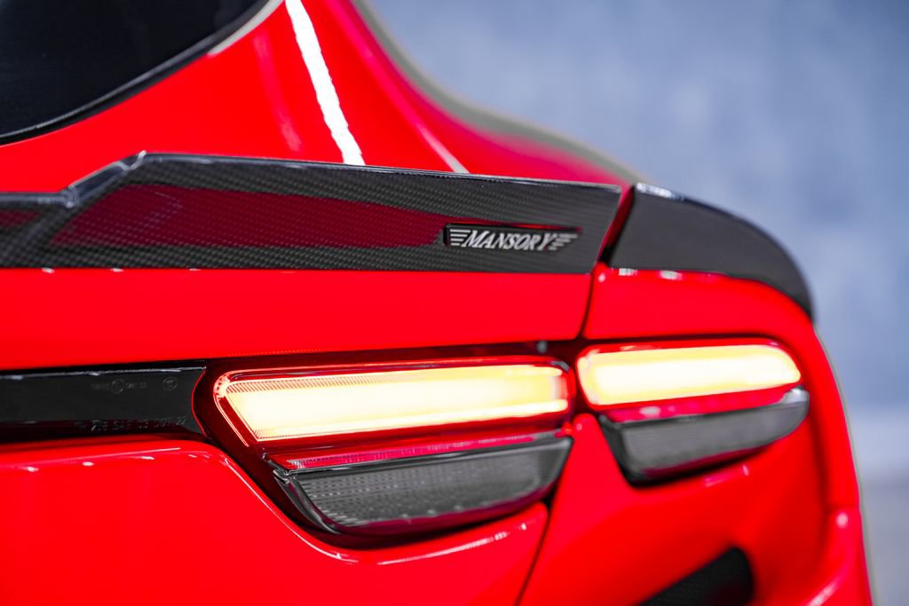 Used 2023 Ferrari Purosangue AWD/4WD image 24