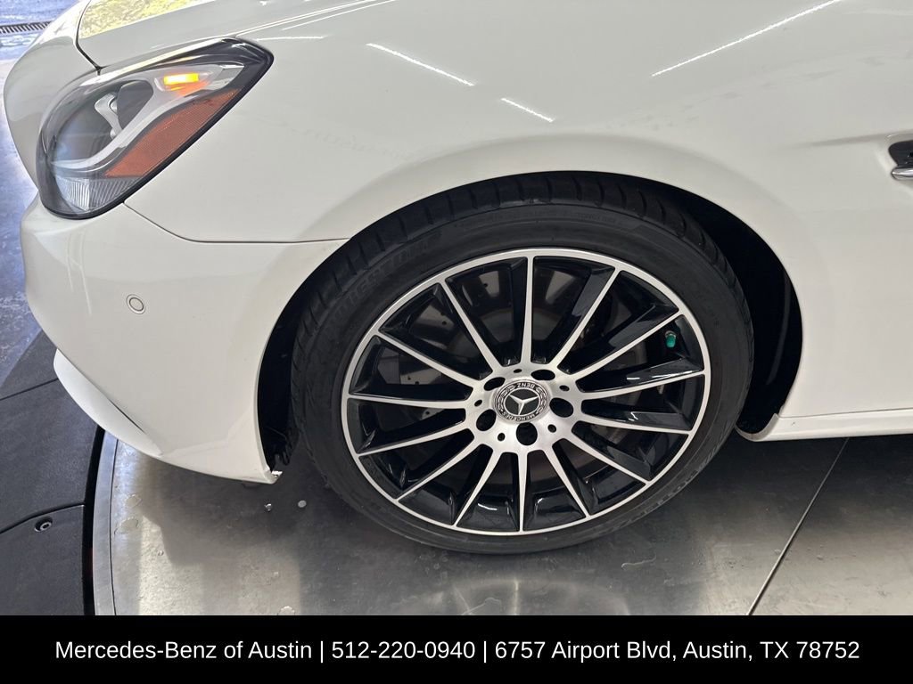 Certified 2020 Mercedes-Benz SLC 300 image 28