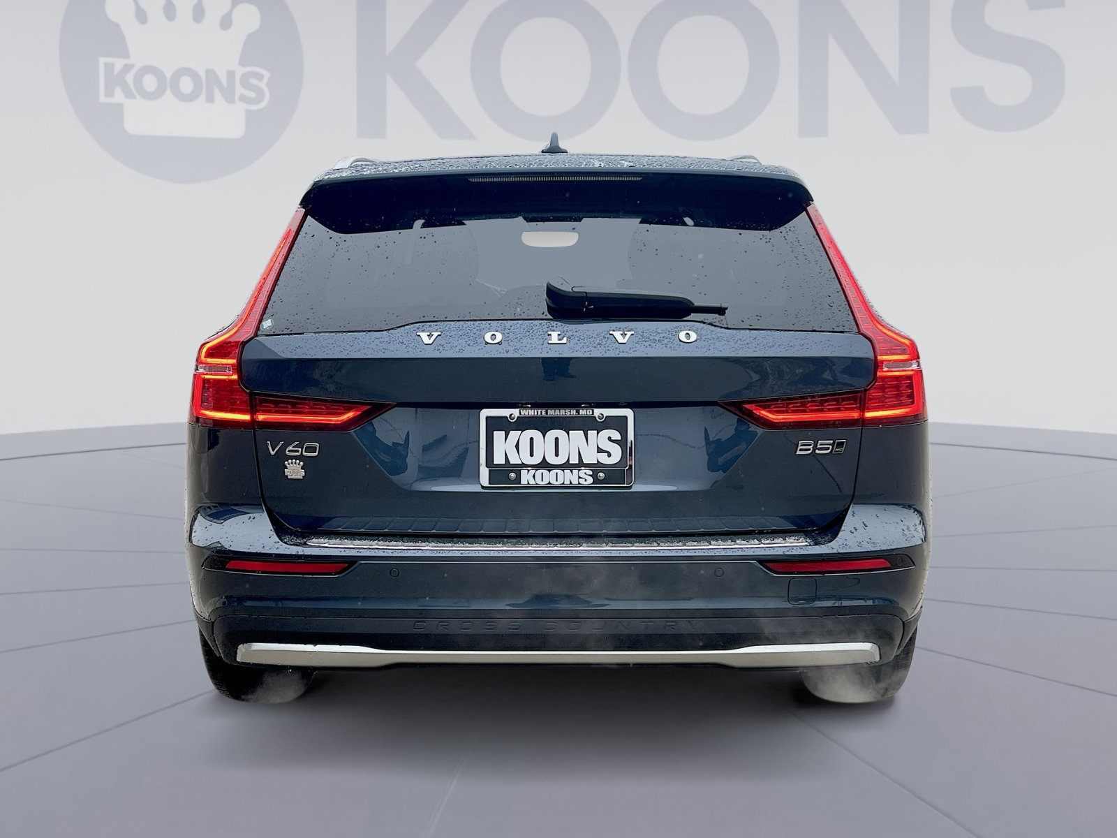 New 2026 Volvo V60 B5 Cross Country Plus w/ Protection Package Premier image 5