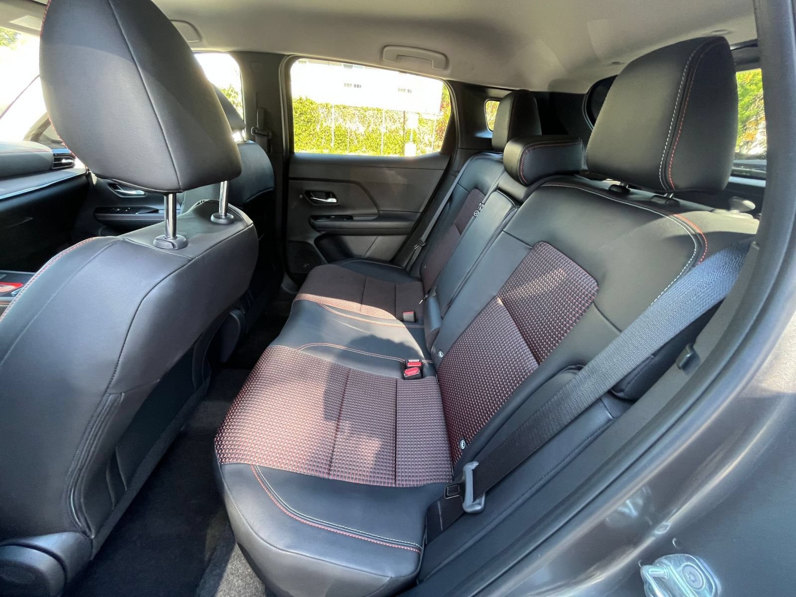 Used 2026 Nissan Kicks SR AWD/4WD image 24