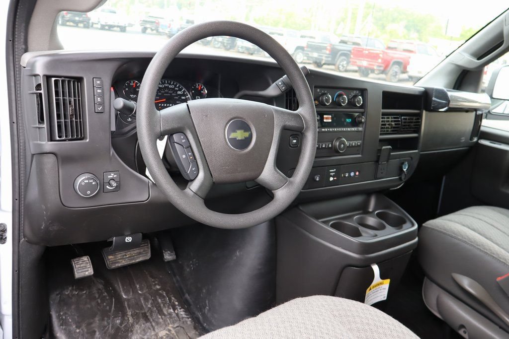New 2025 Chevrolet Express 2500 w/ Driver Convenience Package RWD image 4