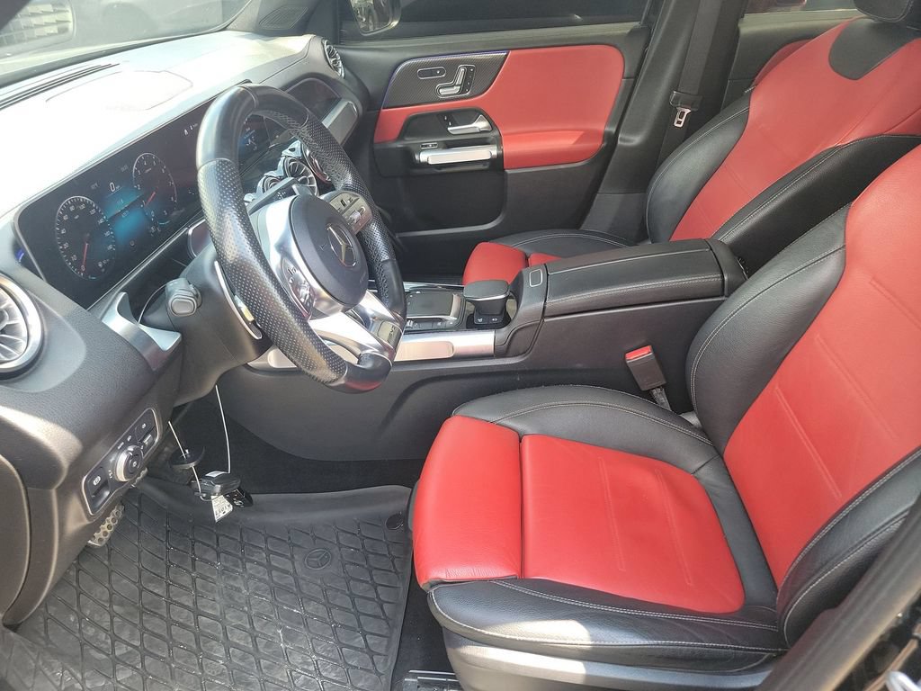 Used 2021 Mercedes-Benz GLB 35 AMG 4MATIC w/ Premium Package image 3