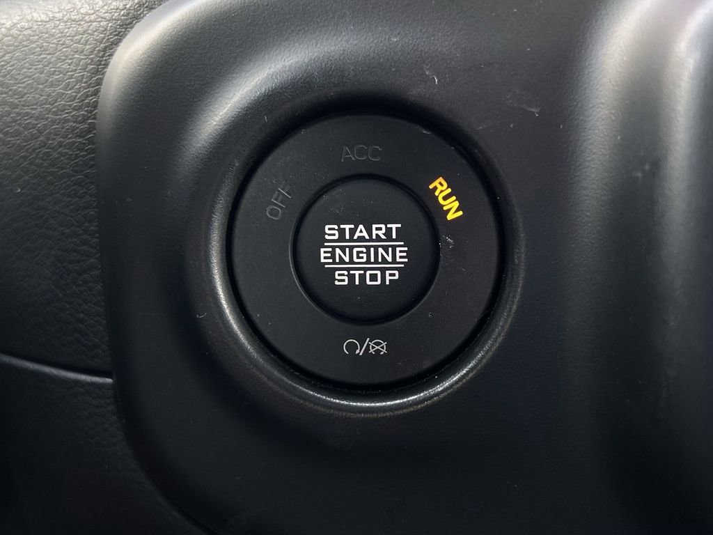 Used 2023 Jeep Wrangler Unlimited Rubicon w/ Safety Group image 25