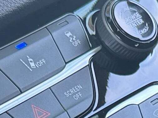 New 2026 Chrysler Voyager LX image 40