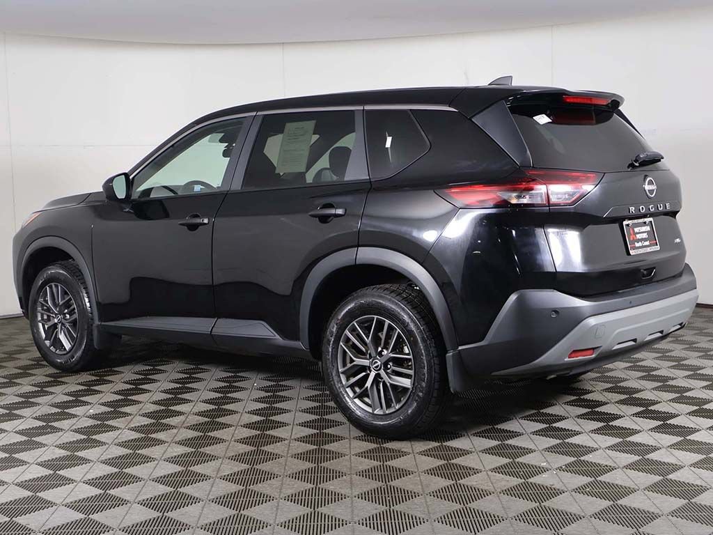 Used 2023 Nissan Rogue S AWD/4WD image 6
