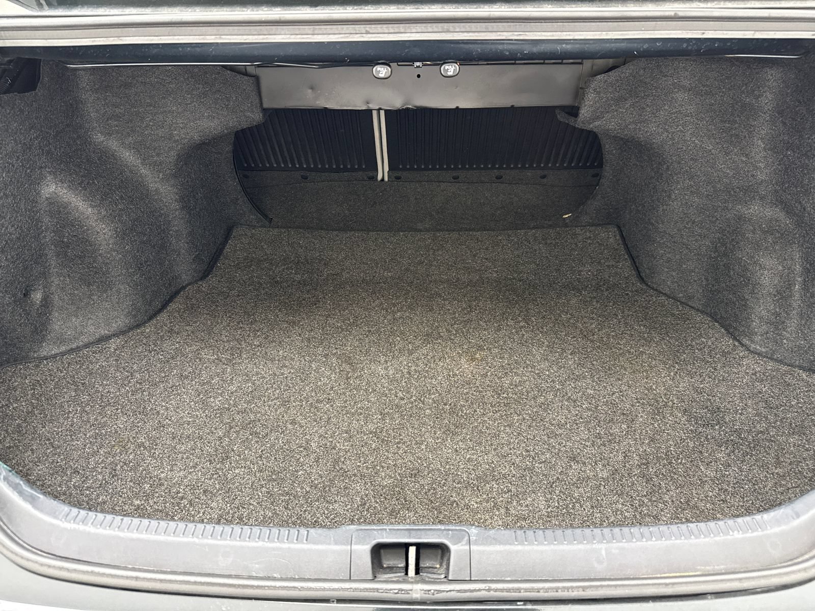 Used 2017 Toyota Camry LE FWD image 46