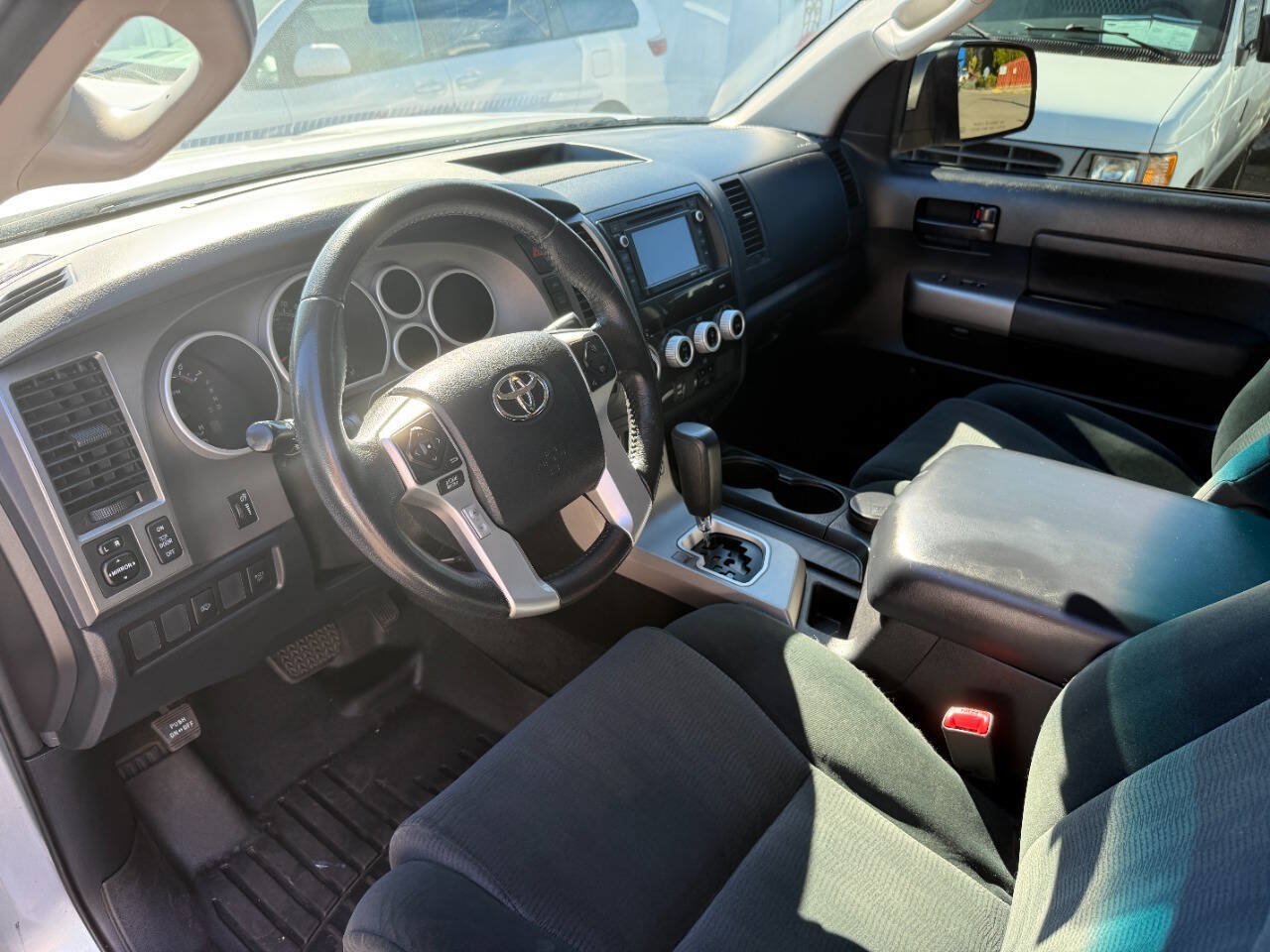 Used 2014 Toyota Sequoia SR5 w/ Sport Appearance Package AWD/4WD image 17