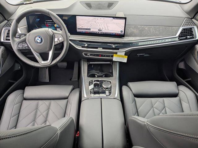 Used 2026 BMW X5 xDrive50e w/ Parking Assistance Package image 14
