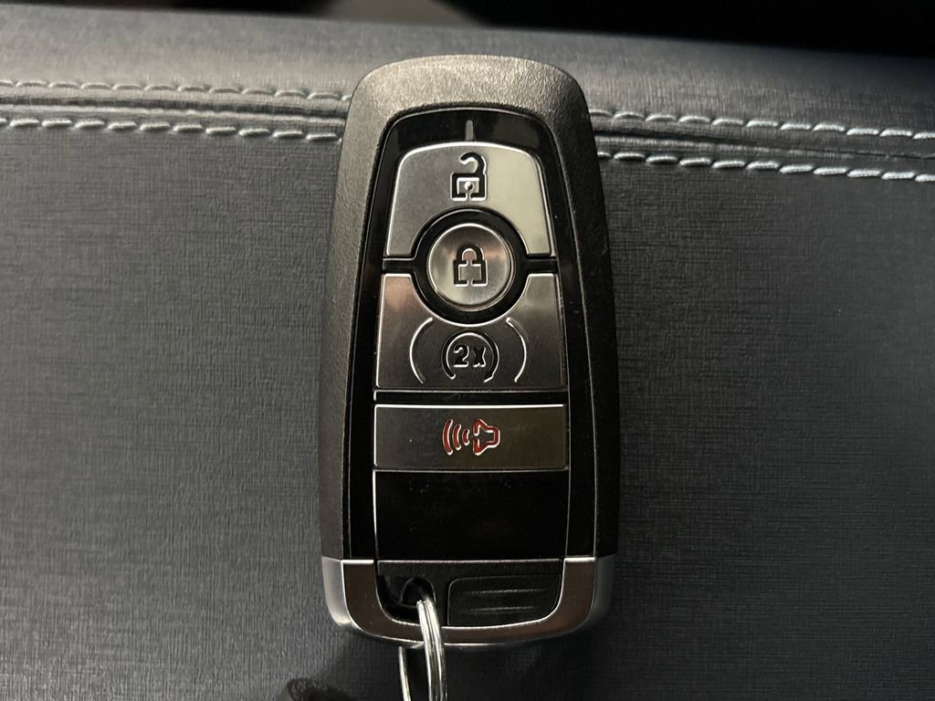 Certified 2025 Ford Bronco Heritage Edition image 34