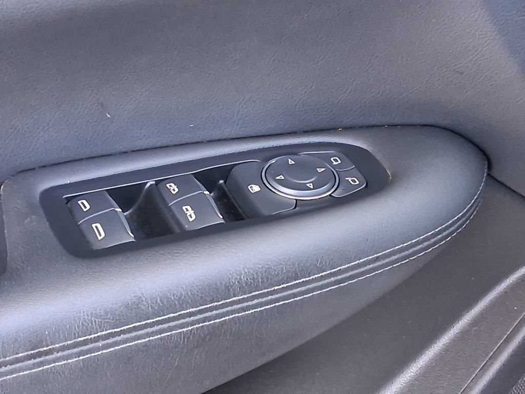 Used 2022 Cadillac XT5 Luxury FWD image 17