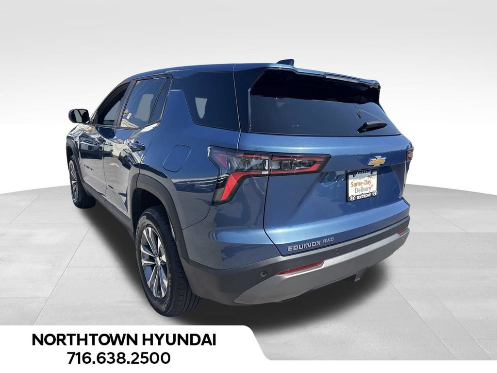 Used 2026 Chevrolet Equinox LT AWD/4WD image 7