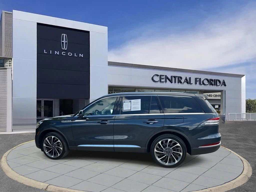 Used 2022 Lincoln Aviator Reserve w/ Equipment Group 201A image 10